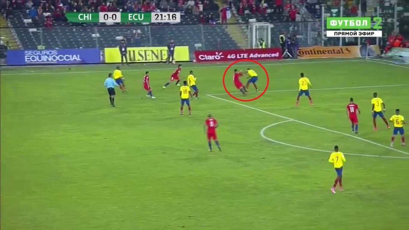 Sanchez toa sang giup Chile tien sat vong chung ket World Cup 2018 anh 4