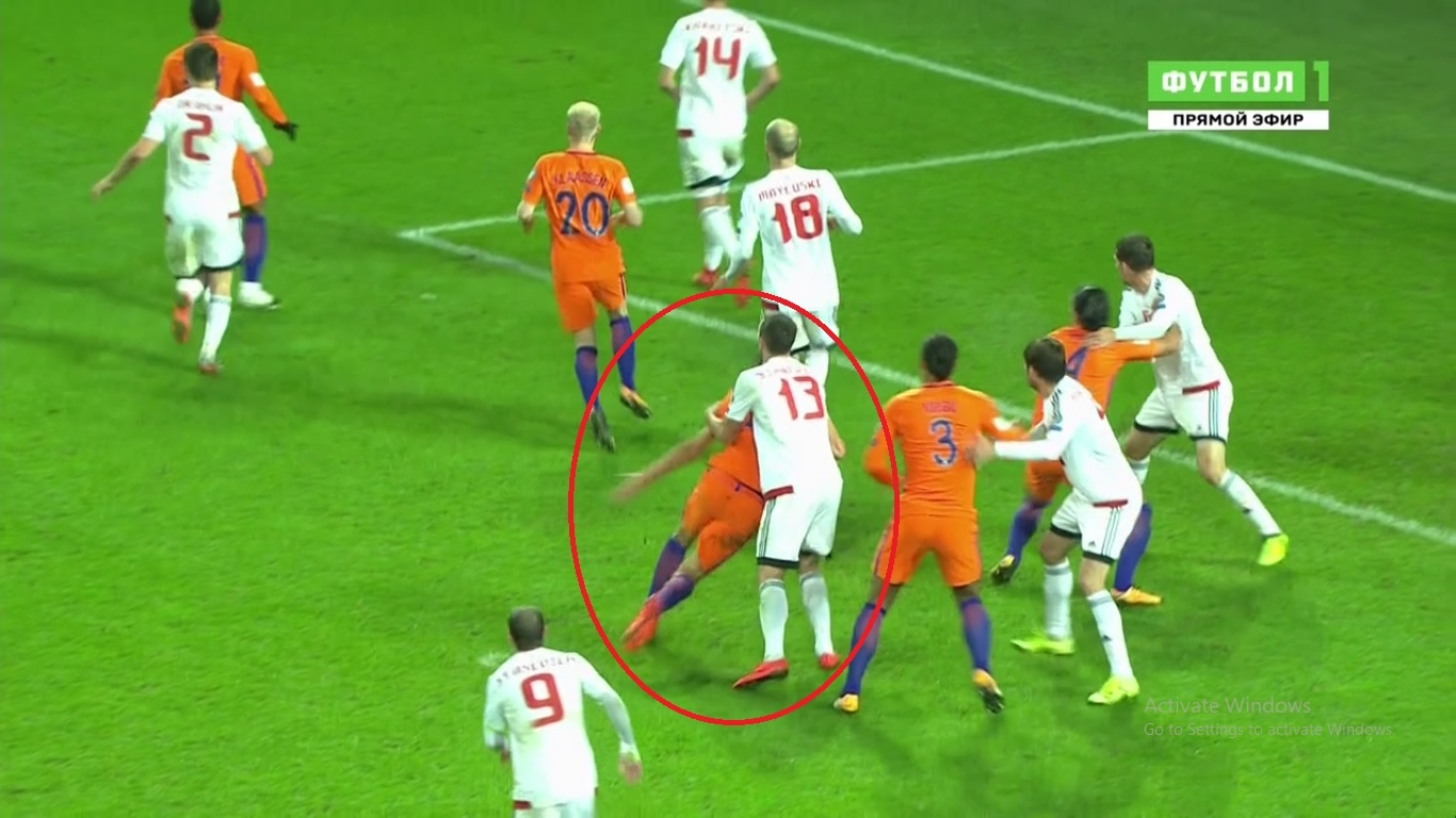 Robben va Depay toa sang,  Ha Lan van kho gianh quyen den Nga anh 6