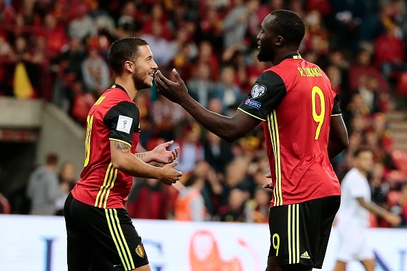 Lukaku va Hazard lap cong, Bi de bep Dao Sip voi chien thang 4 sao hinh anh