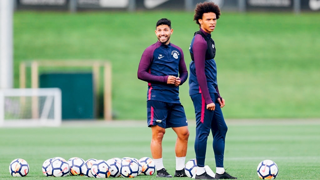 Aguero tro lai than ky sau tai nan xe hoi anh 3