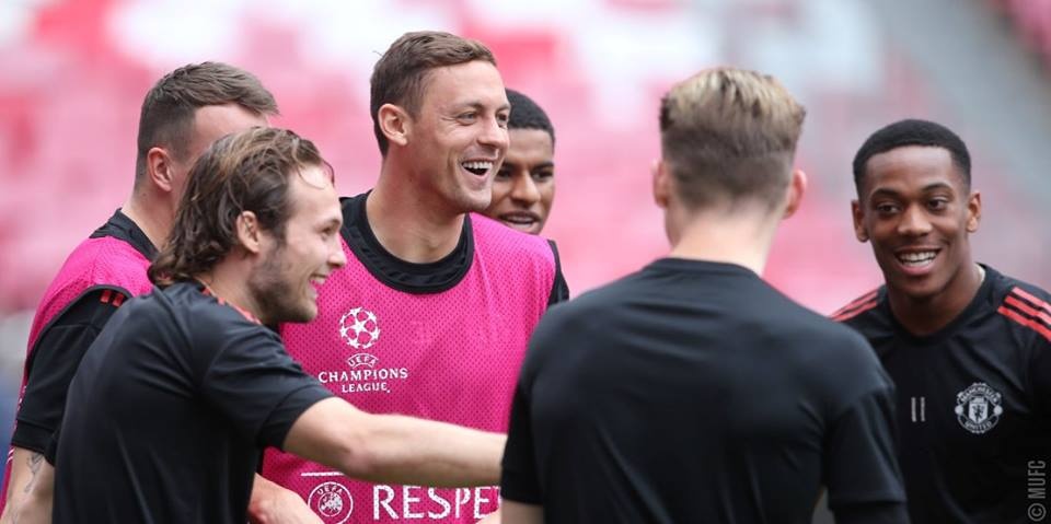 Dan sao MU hao hung truoc cuoc doi dau voi Benfica anh 4