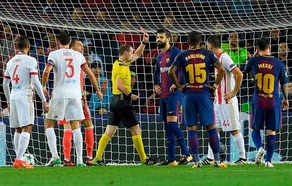 Messi toa sang giup 10 nguoi Barca danh bai Olympiacos anh 6