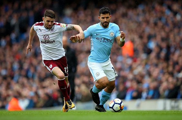 Aguero tro lai,  Man City nhe nhang de bep Burnley anh 1