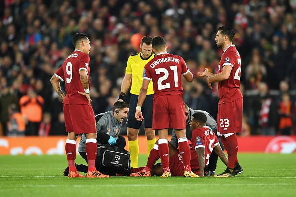 Salah toa sang giup Liverpool giu vung ngoi dau bang E anh 4