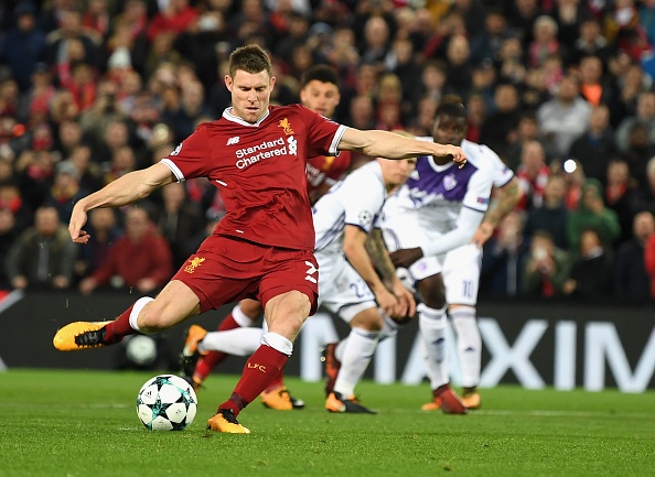 Salah toa sang giup Liverpool giu vung ngoi dau bang E anh 8