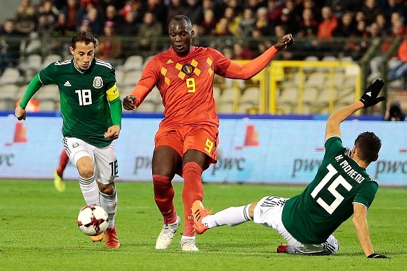 Lukaku lap cu dup giup Bi cam hoa 3-3 truoc Mexico anh 3