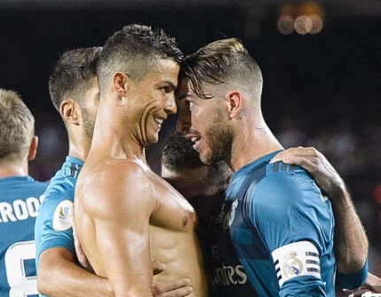 Ronaldo - Ramos: Cuoc chien ngam dang tan pha Real hinh anh