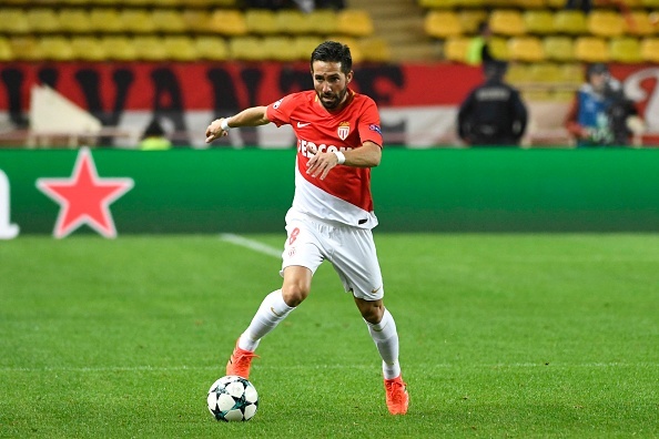 10 hop dong mien phi san sang den Premier League anh 8