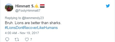 Bat chuoc Ibra,  sao Man City bi fan lam cho be mat anh 3