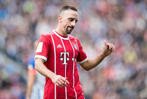 10 hop dong mien phi san sang den Premier League anh 1