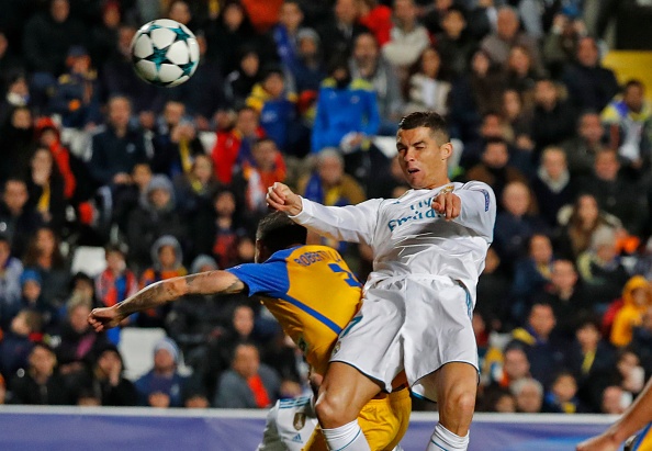 Danh bai APOEL,  Real Madrid va Ronaldo lap ky luc anh 7