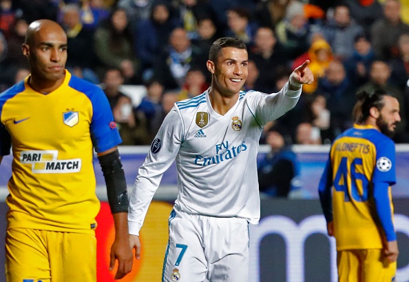 Danh bai APOEL, Real Madrid va Ronaldo lap ky luc Champions League hinh anh