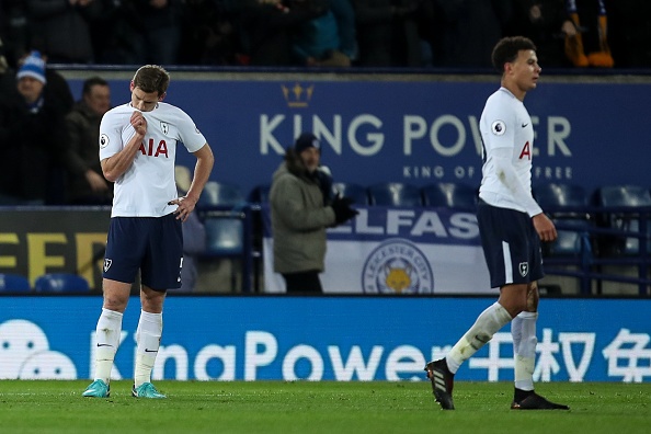 Vardy va Mahrez khien Tottenham hut hoi trong cuoc anh 10