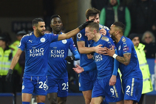 Vardy va Mahrez khien Tottenham hut hoi trong cuoc anh 3