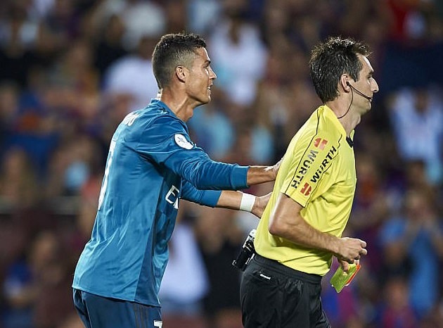 HLV Lê Thuỵ Hải: Văn Quyết không bán độ, sao lại quy thành đạo đức? ảnh 2 HLV Le Thuy Hai: Van Quyet khong ban do, sao lai quy thanh dao duc? anh 2