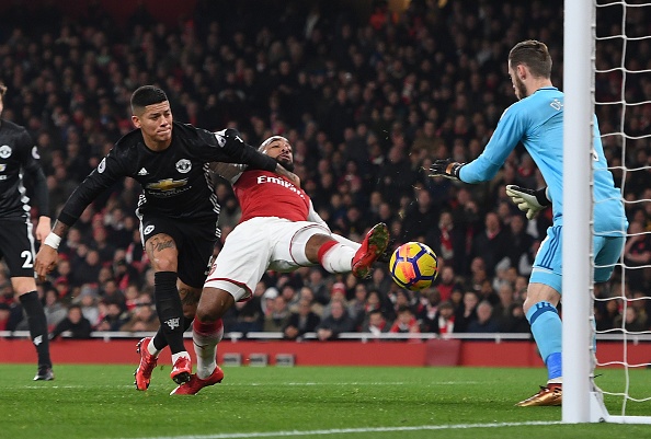 Cham diem Arsenal 1-3 MU: Nguoi hung De Gea hinh anh