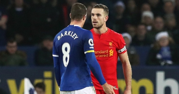 Boc tham vong 3 FA Cup: Tru Liverpool, cac 'ong lon' deu de tho hinh anh