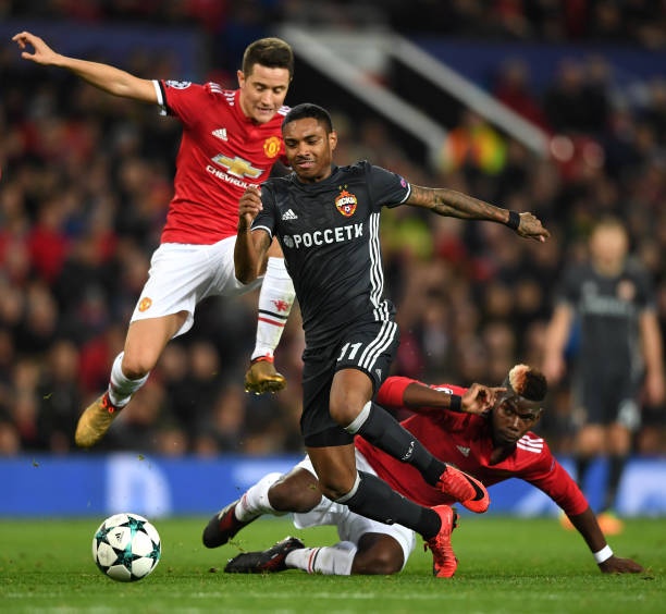 Cham diem MU 2-1 CSKA Moscow: Song sat Lukaku - Rashford toa sang anh 6