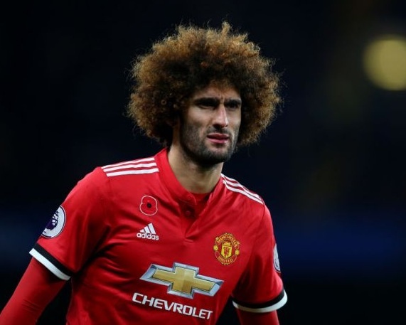 Liverpool pha ky luc de chieu mo trung ve,  Fellaini doi roi MU? anh 2