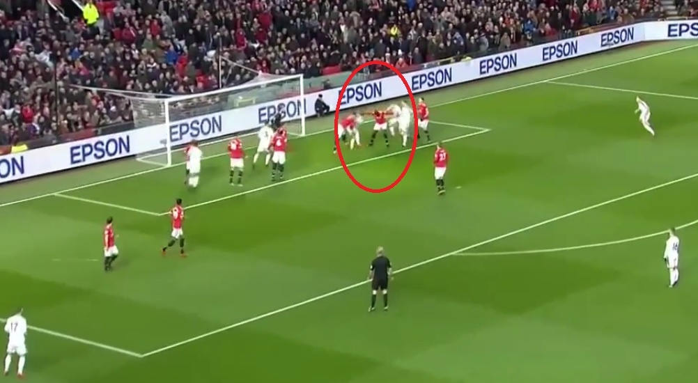 Long ngong phong ngu,  Lukaku lai giup doi ban ghi ban anh 1