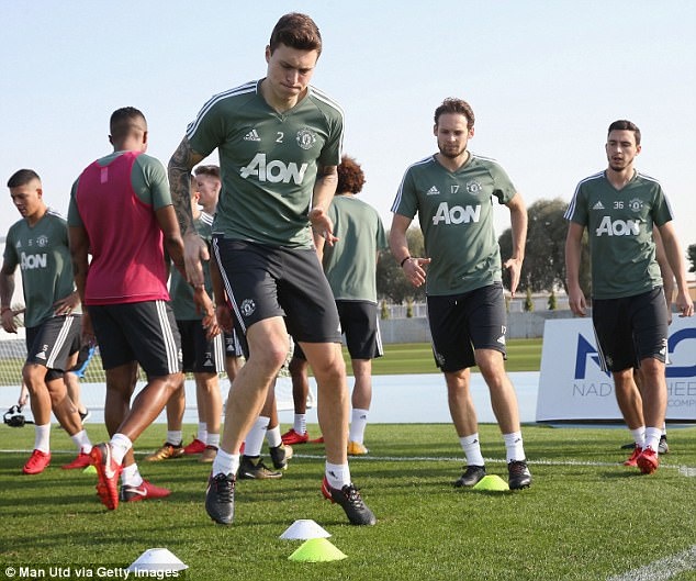 Dan sao MU rang ro trong buoi dau luyen tap tai Dubai anh 12