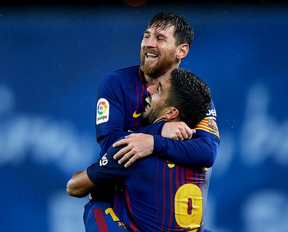 Messi - Suarez lap sieu pham, Barca bo xa Real 19 diem hinh anh