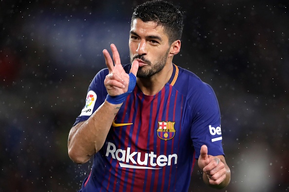 Song sat Messi - Suarez lap cong,  Barca bo xa Real Madrid 19 diem anh 8