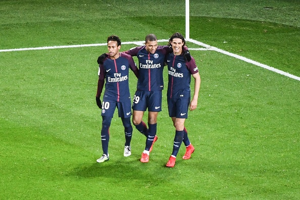 Neymar ghi 4 ban,  PSG huy diet Dijon 8-0 anh 13