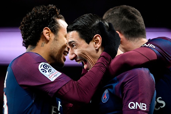 Neymar ghi 4 ban,  PSG huy diet Dijon 8-0 anh 4