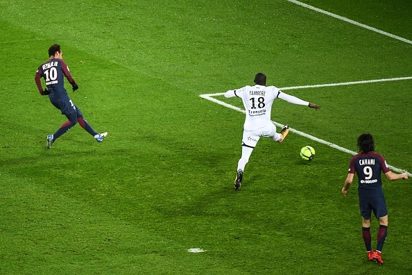 Neymar ghi 4 ban,  PSG huy diet Dijon 8-0 anh 8