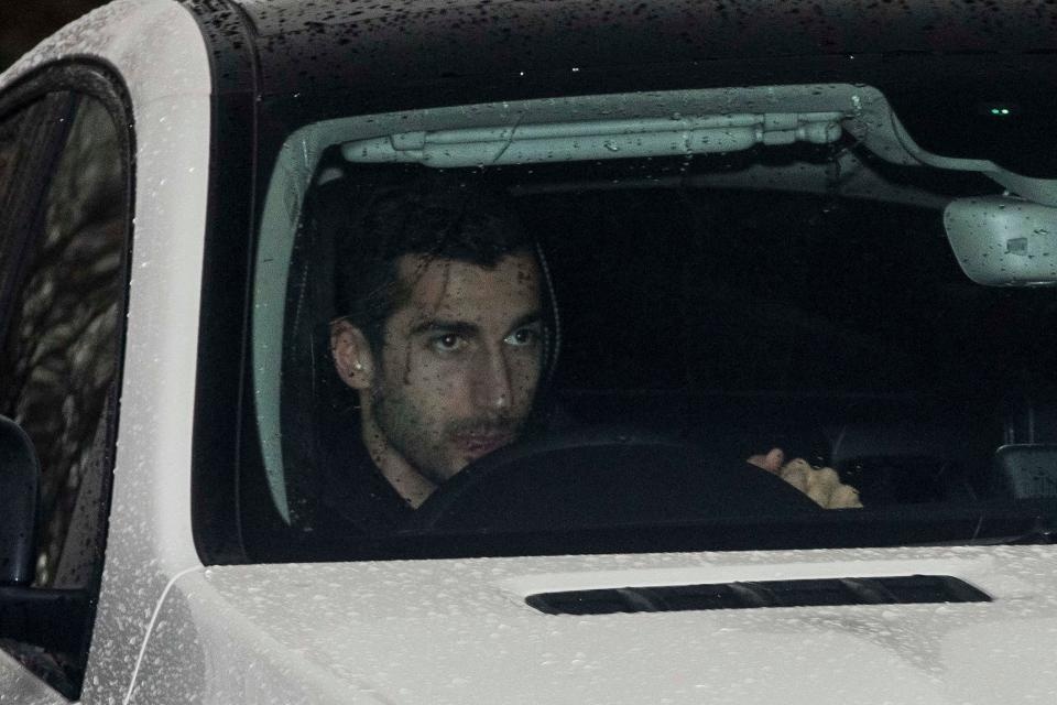 Thuong vu trao doi Sanchez voi Mkhitaryan dang dien ra the nao? anh 5