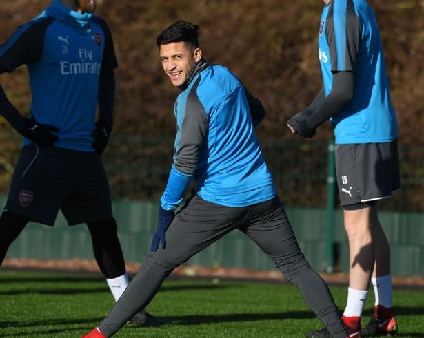 Sanchez đã tới Manchester chuẩn bị kiểm tra y tế ảnh 1 Sanchez da toi Manchester chuan bi kiem tra y te anh 1