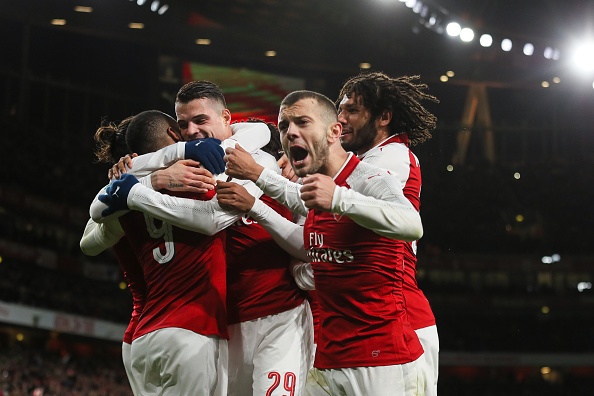 Danh bai Chelsea, Arsenal vao chung ket League Cup hinh anh