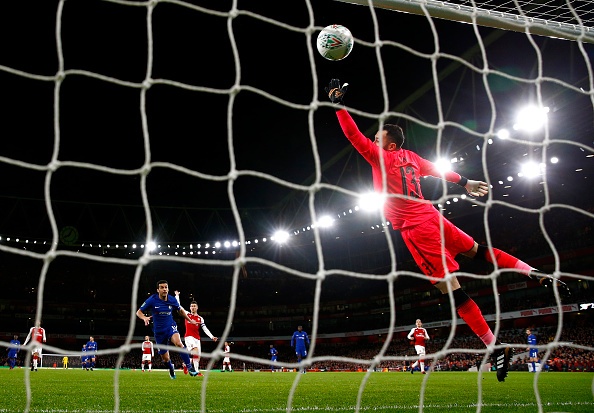 Danh bai Chelsea,  Arsenal vao chung ket League Cup anh 2