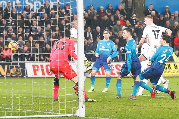 Ra mat Mkhitaryan,  Arsenal thua muoi mat truoc doi bong bet bang anh 11