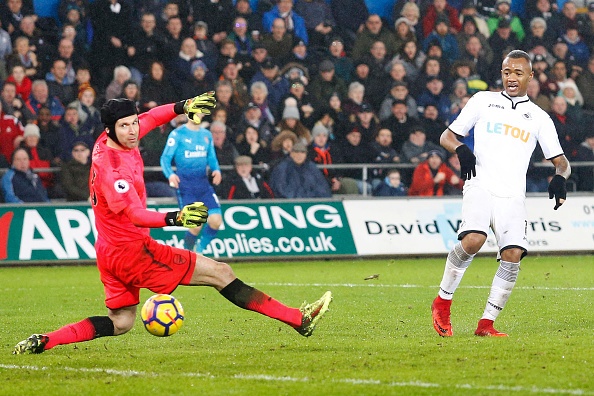 Ra mat Mkhitaryan,  Arsenal thua muoi mat truoc doi bong bet bang anh 8