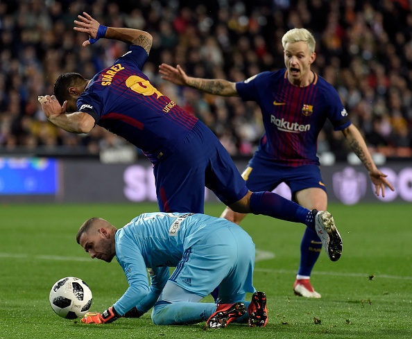 Coutinho ghi ban dua Barcelona vao chung ket cup Nha Vua anh 3