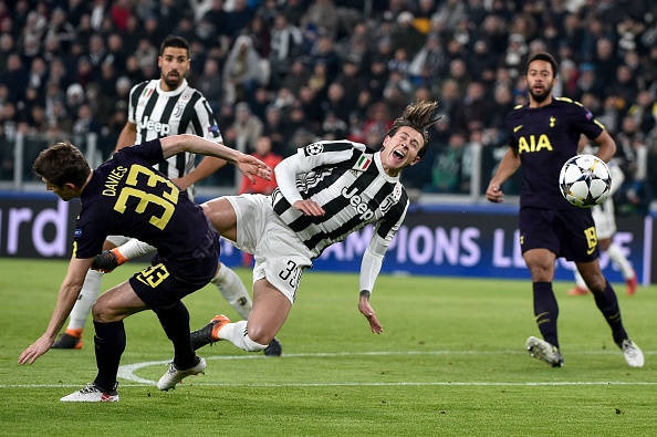 Higuain hong pen,  Juventus bi Tottenham cam hoa tren san nha anh 5