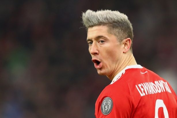 Mourinho không hài lòng với BLĐ Man Utd, Chelsea khó chiêu mộ HLV Enrique ảnh 2 Mourinho khong hai long voi BLD Man Utd, Chelsea kho chieu mo HLV Enrique anh 2