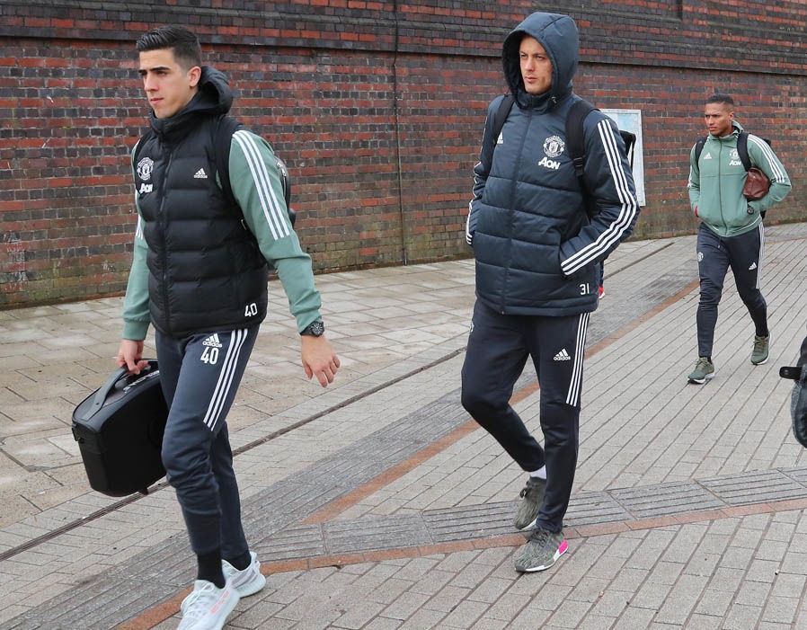 Hanh quan toi London,  dan sao MU san sang doi lai vi tri thu 2 anh 2