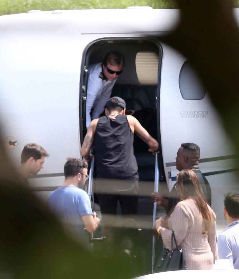 Neymar tuoi roi sau ca phau thuat thanh cong anh 3