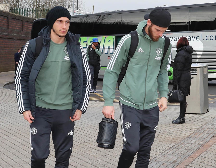 Hanh quan toi London,  dan sao MU san sang doi lai vi tri thu 2 anh 4