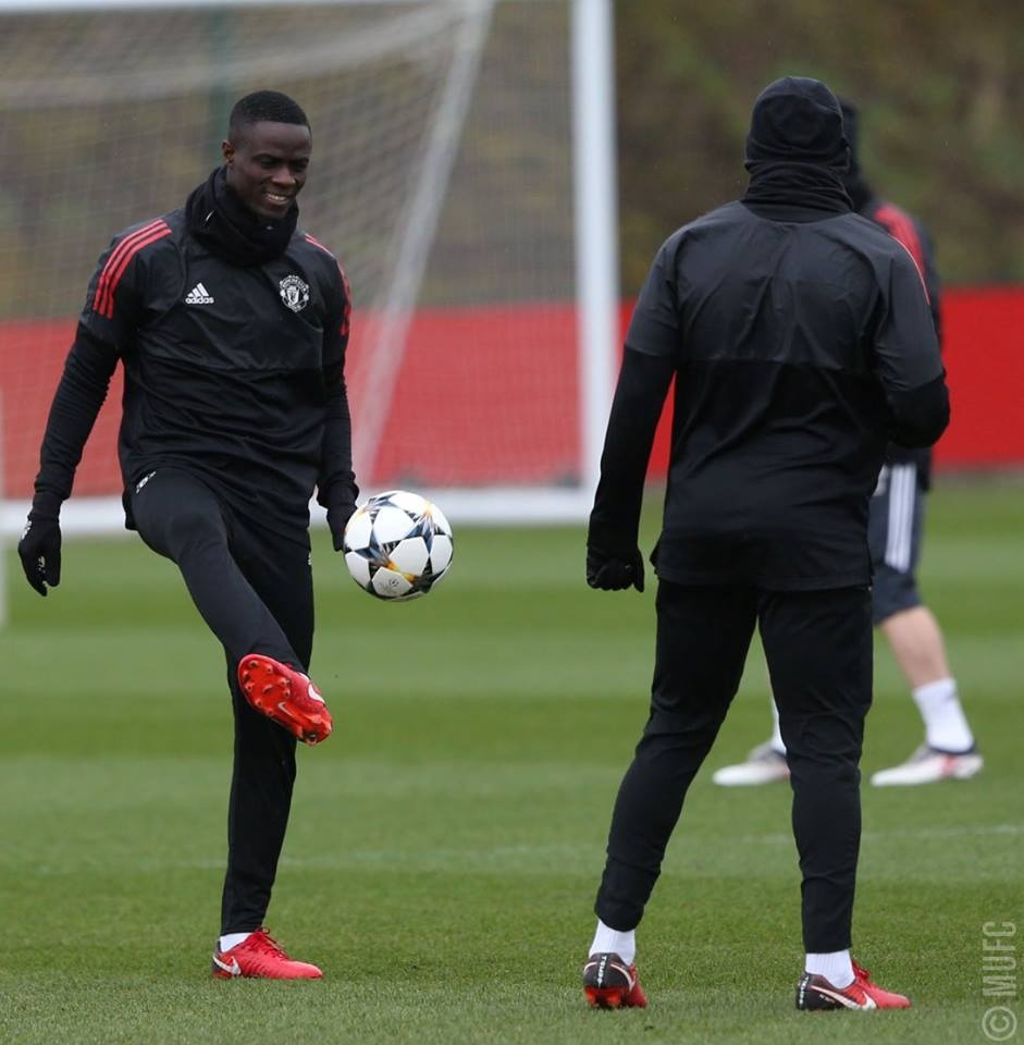 MU vang 5 tru cot trong buoi tap chuan bi dai chien Sevilla anh 13