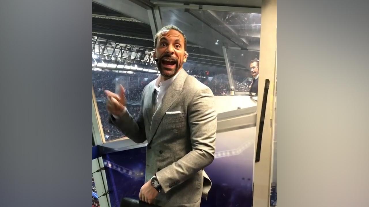 Rio Ferdinand an mung ban thang cua Messi hinh anh