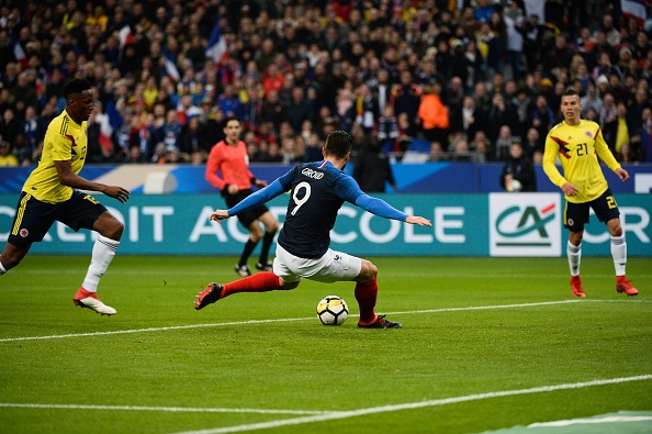 Pogba du bi,  Phap bi Colombia nguoc dong tren san nha anh 3