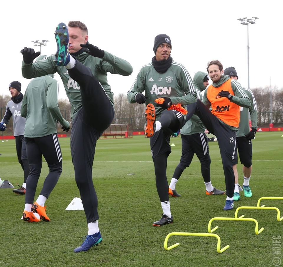 Dan sao MU san sang huy chuc vo dich som cua Man City anh 4