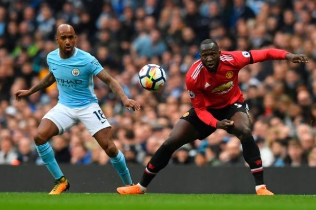 Cham diem Man City 2-3 MU: Sanchez va Pogba toa sang anh 10
