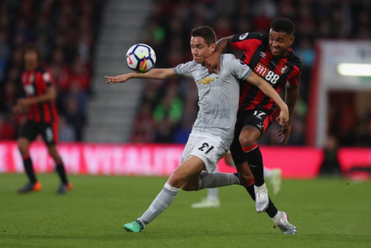 Cham diem Bournemouth 0-2 MU: Chien thang toan dien anh 6