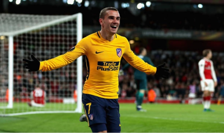 Griezmann lap cong giup 10 nguoi Atletico cam hoa tren san Arsenal hinh anh