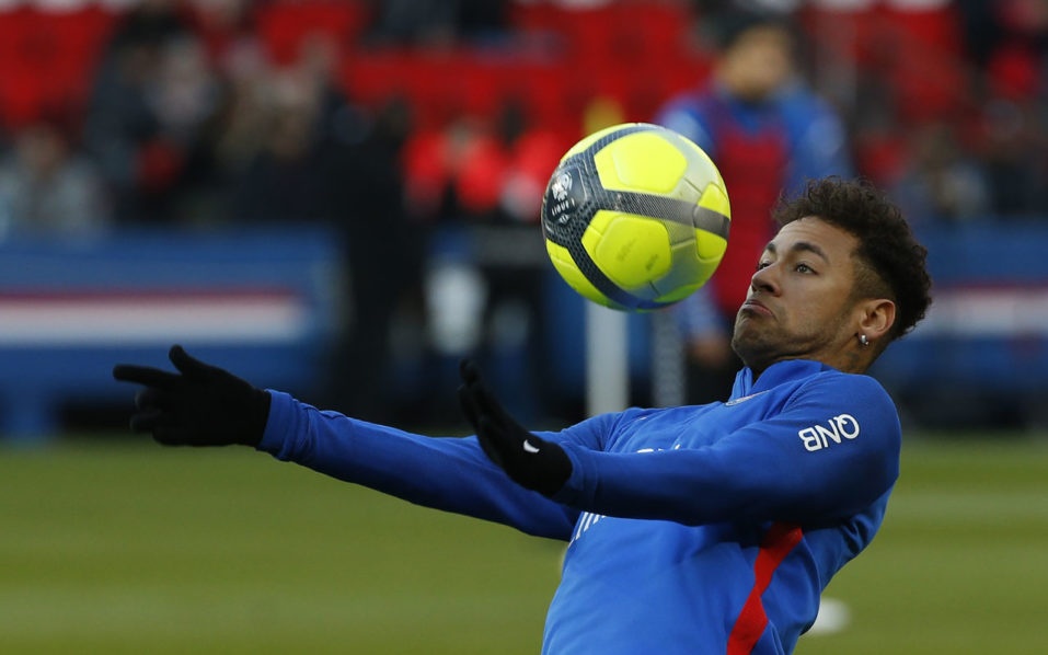 Neymar the hien kha nang tang bong sau chan thuong hinh anh